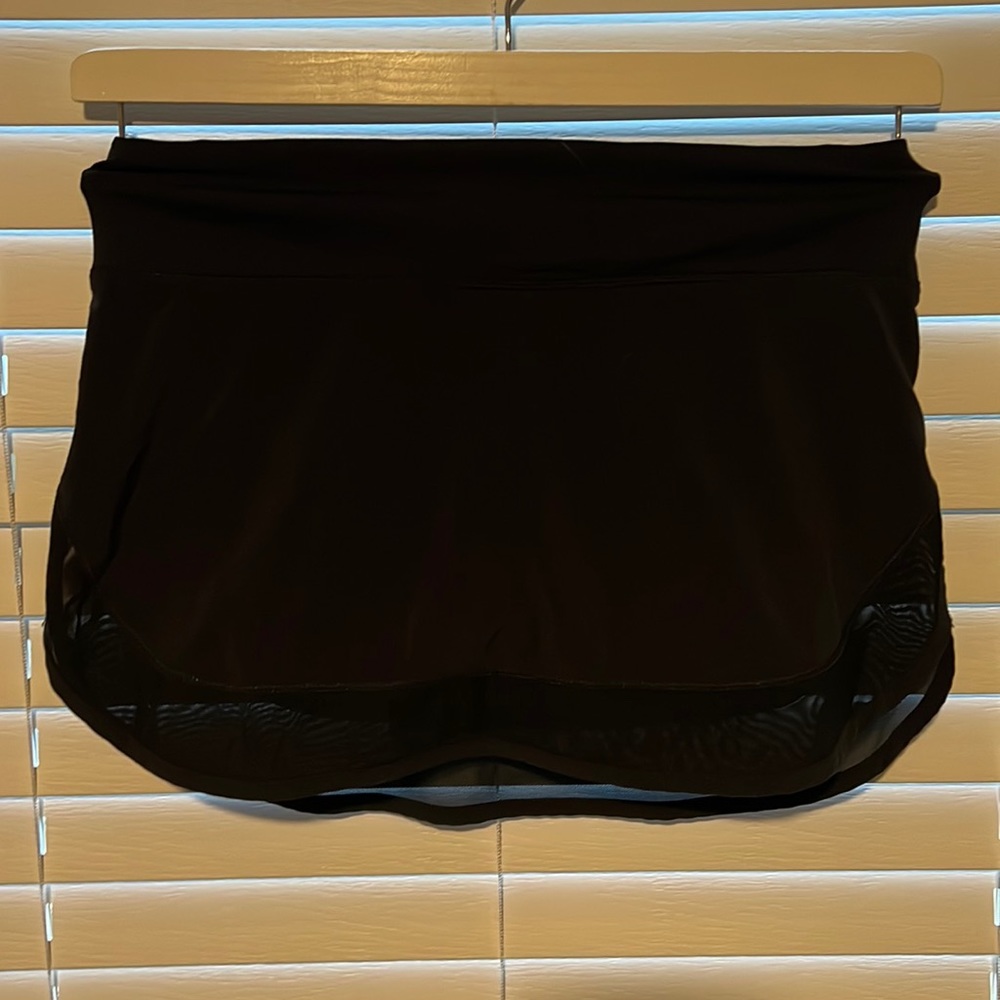 Lulu lemon skort